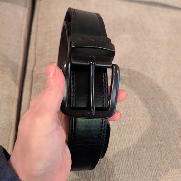 levis belt - Picture 2 of 3